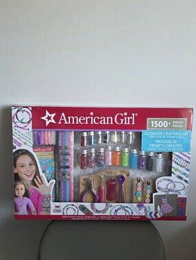 American Girl Ultimate Crafting Kit 1500+ Pieces Jewelry Making Bracelet Bead